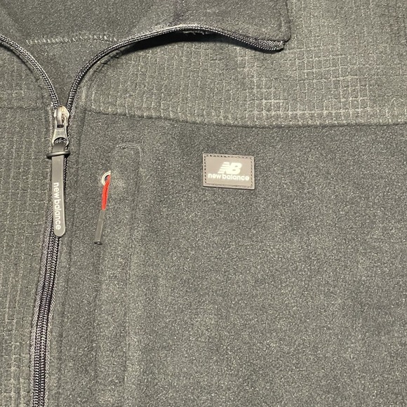 New Balance Full Zip Sweater Black Size M NWT - Picture 4 of 5
